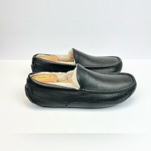 UGG Ascot Leather Black Men's Size 10 Loafers Slipper